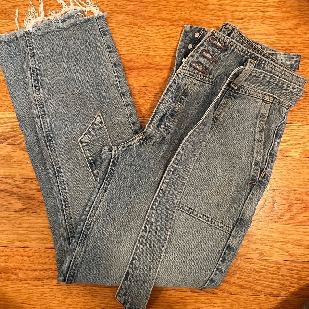 Abercrombie & Fitch Mom Jean with waist tie